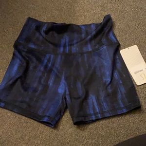 Lululemon groove short